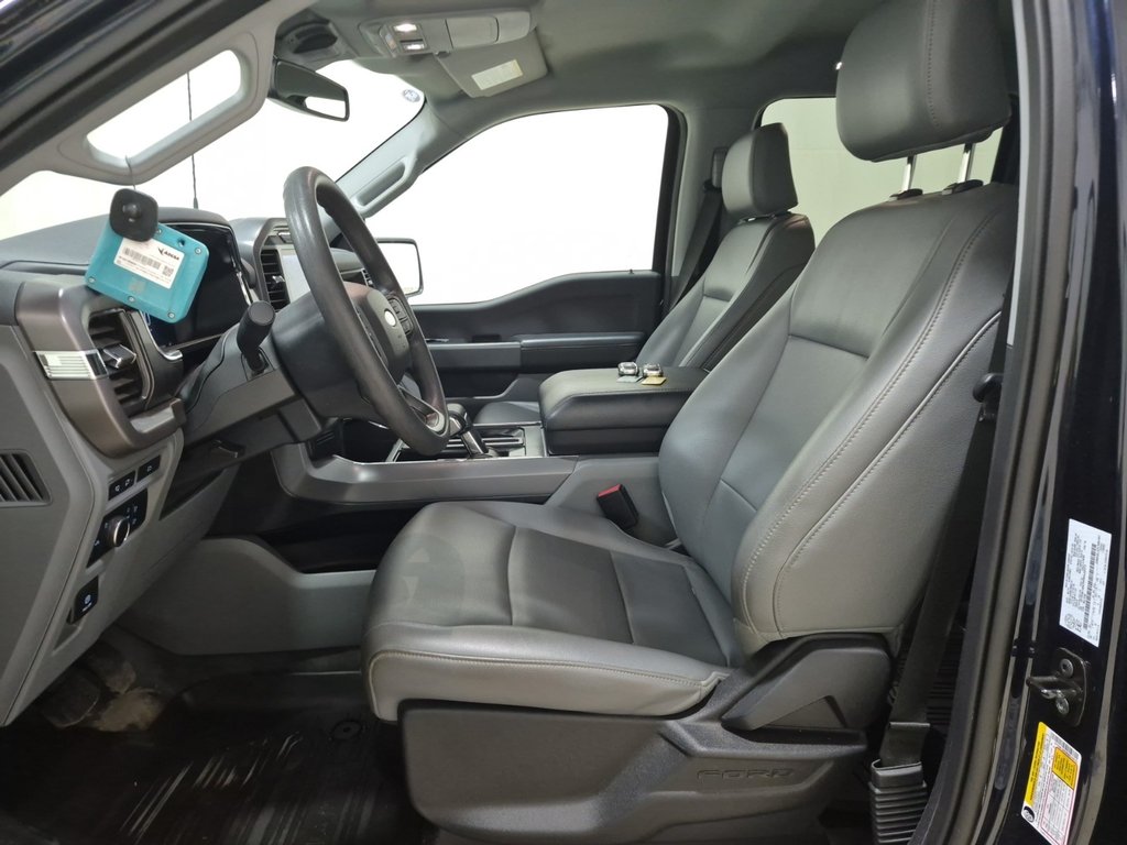 Ford F-150 Lightning Pro 2024 à Repentigny, Québec - 5 - w1024h768px