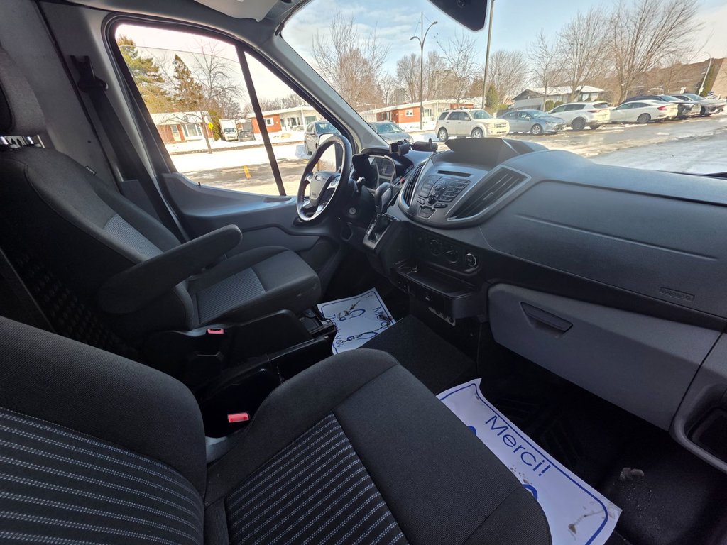 2016 Ford Transit Cargo Van T-350 High Roof 148' in Repentigny, Quebec - 18 - w1024h768px