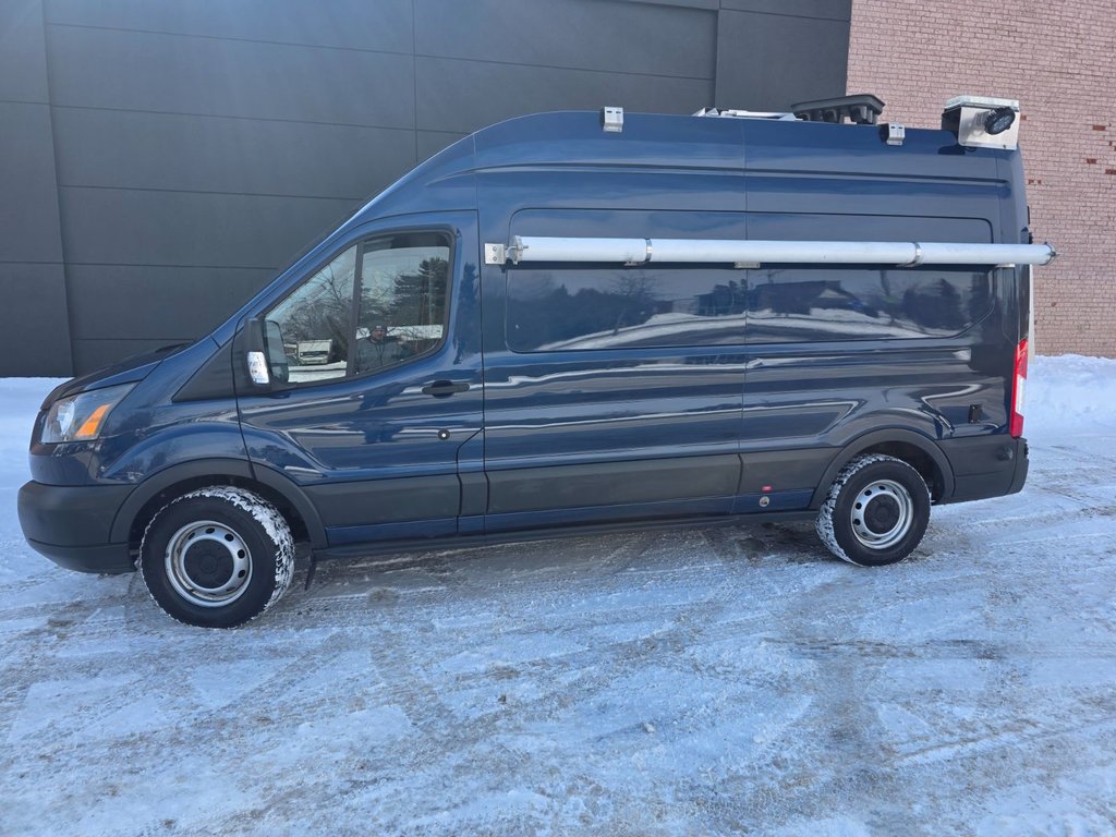 2016 Ford Transit Cargo Van T-350 High Roof 148' in Repentigny, Quebec - 4 - w1024h768px