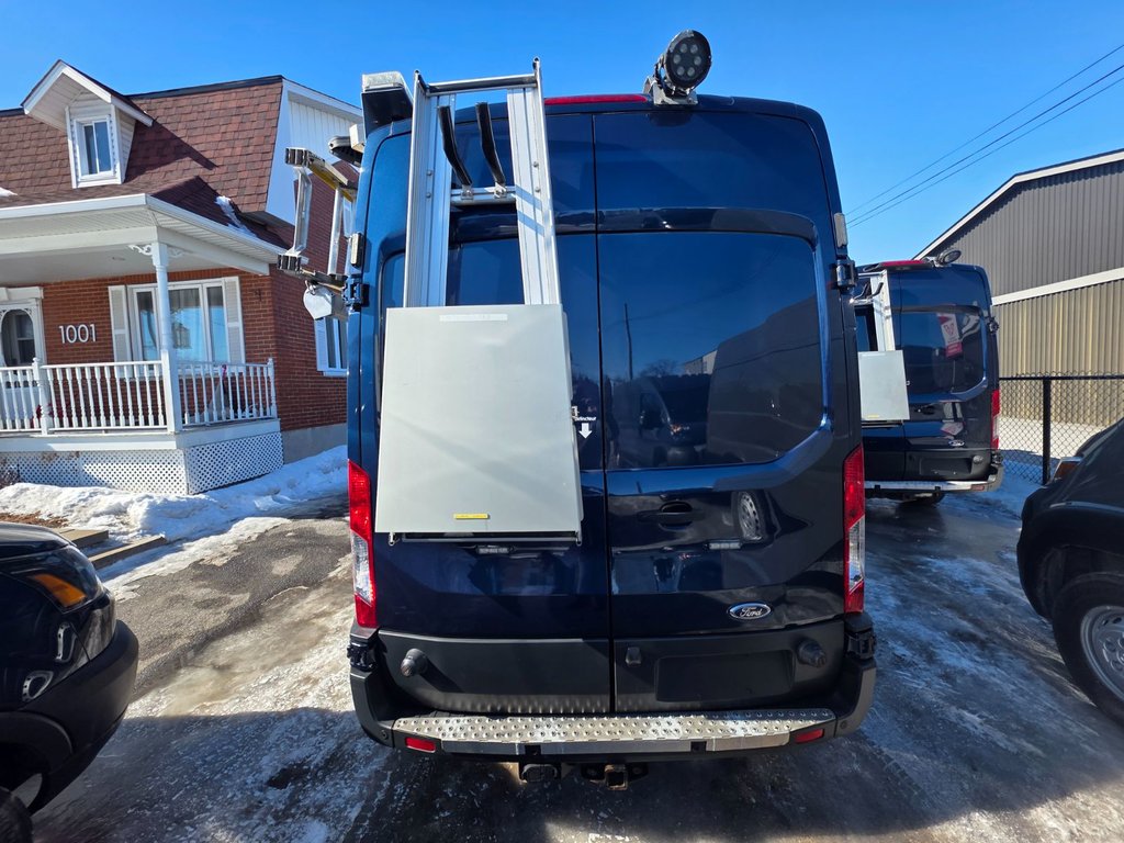 Ford Transit Cargo Van T-350 High Roof 148' 2017 à Repentigny, Québec - 6 - w1024h768px