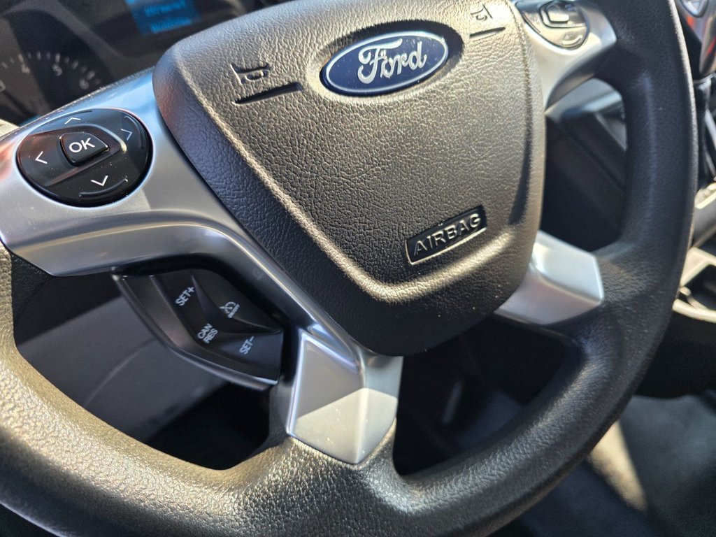 Ford Transit Cargo Van T-250 Medium Roof 148' 2018 à Repentigny, Québec - 16 - w1024h768px