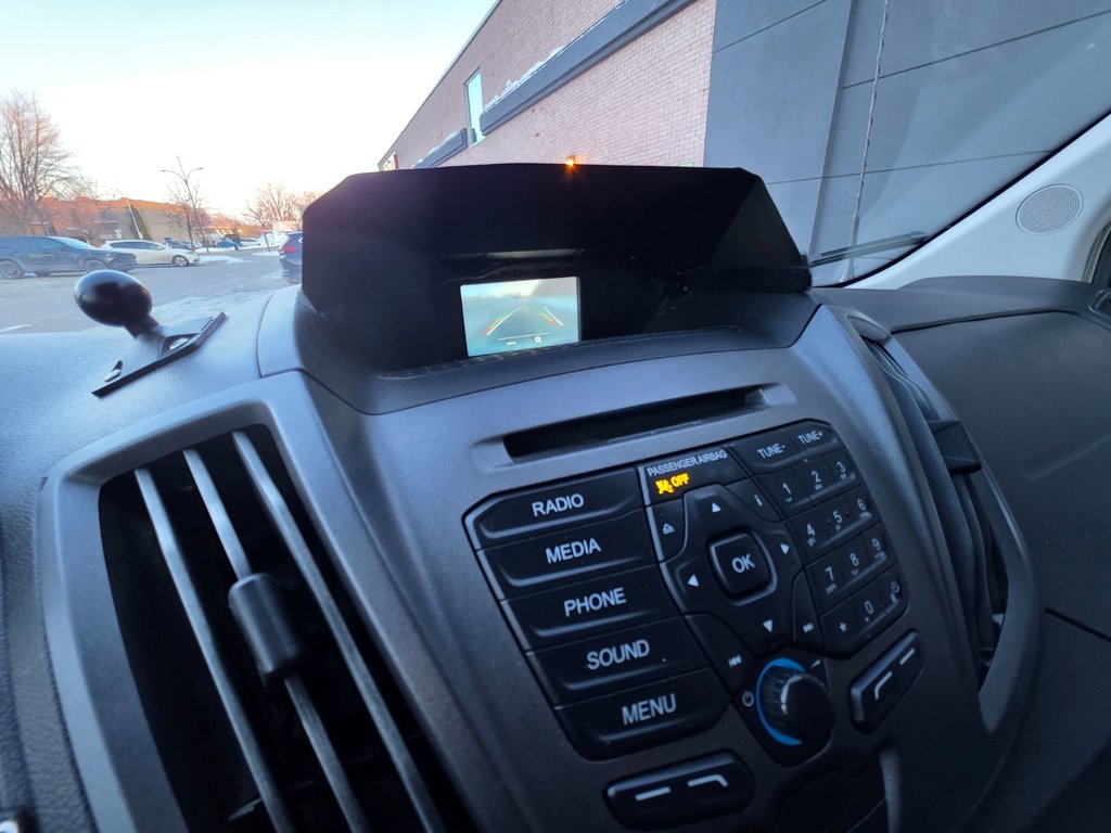 2018 Ford Transit Cargo Van T-350 High Roof 148' in Repentigny, Quebec - 12 - w1024h768px