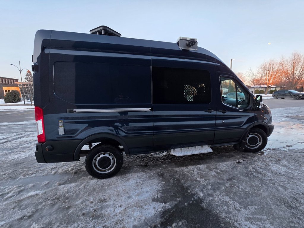 2018 Ford Transit Cargo Van T-350 High Roof 148' in Repentigny, Quebec - 8 - w1024h768px