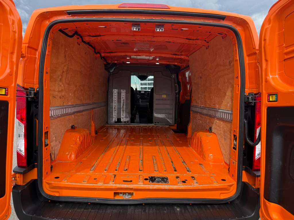 Ford Transit Cargo Van T-250 Low Roof 148' 2020 à Saint-Sulpice, Québec - 8 - w1024h768px