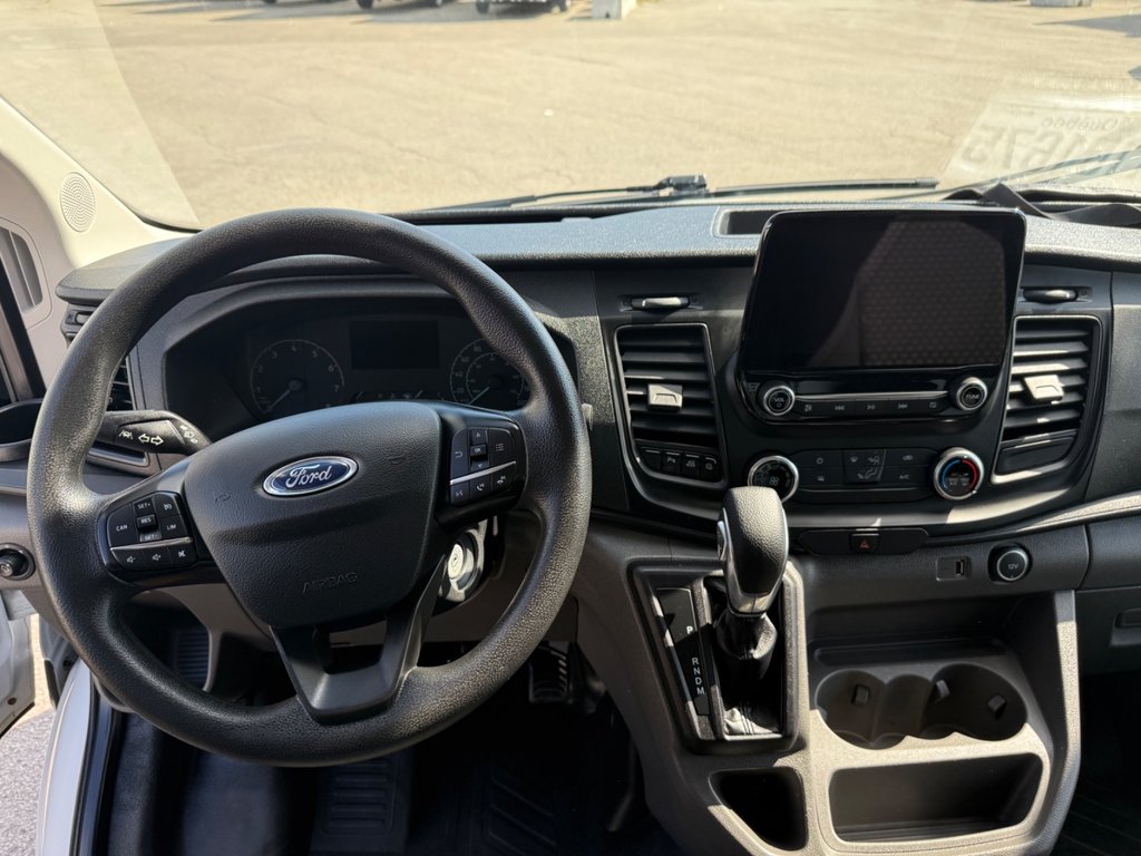 2020 Ford Transit Cargo Van T-250 Low Roof 130' AWD in Saint-Sulpice, Quebec - 16 - w1024h768px