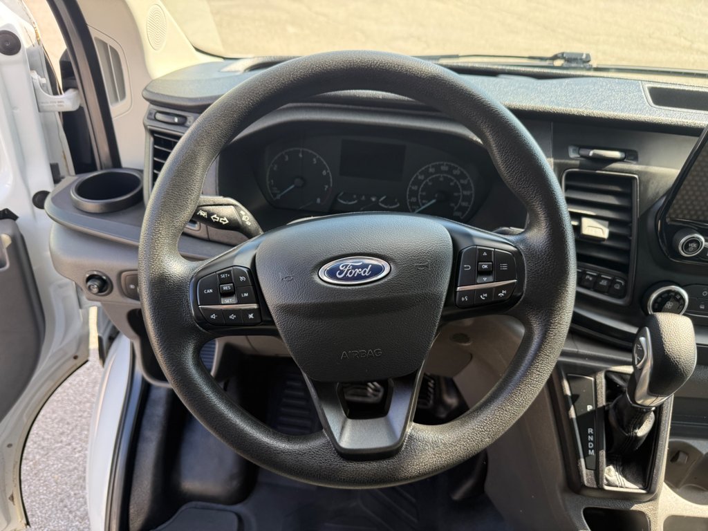 2020 Ford Transit Cargo Van T-250 Low Roof 130' AWD in Saint-Sulpice, Quebec - 17 - w1024h768px