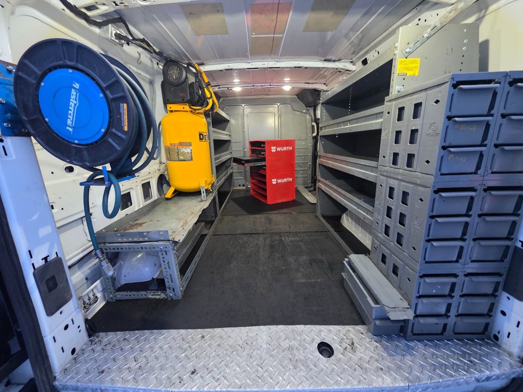 Ford Transit Cargo Van T-250 Low Roof 130' 2020 à Repentigny, Québec - 7 - w1024h768px