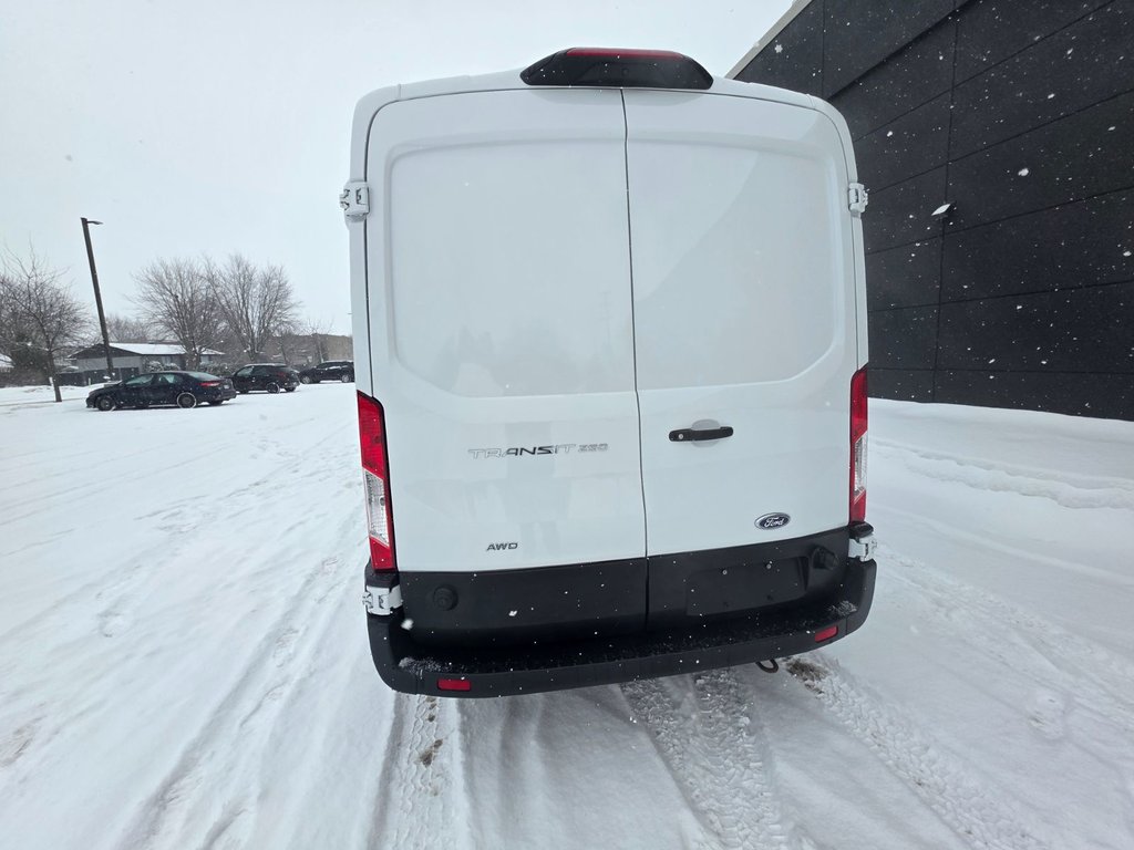 2020 Ford Transit Cargo Van T-250 Medium Roof 148' in Repentigny, Quebec - 8 - w1024h768px