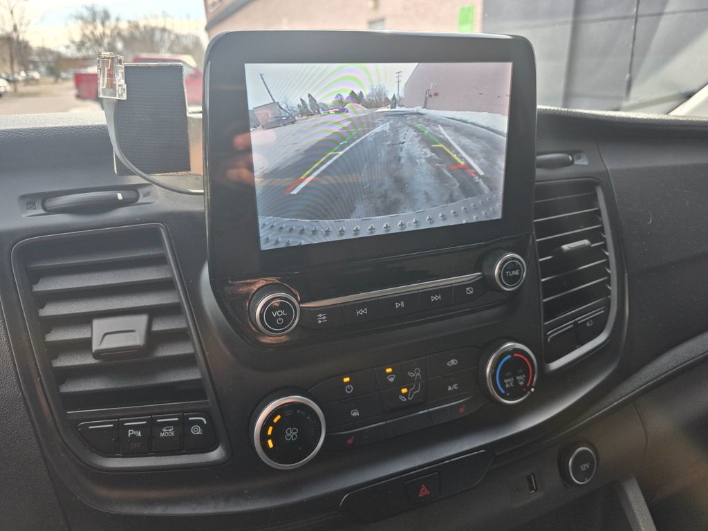 Ford Transit Cargo Van T-150 Low Roof 130' AWD 2020 à Repentigny, Québec - 20 - w1024h768px