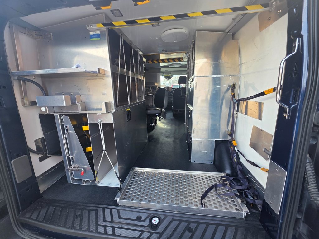 Ford Transit Cargo Van T-150 Low Roof 130' AWD 2020 à Repentigny, Québec - 13 - w1024h768px