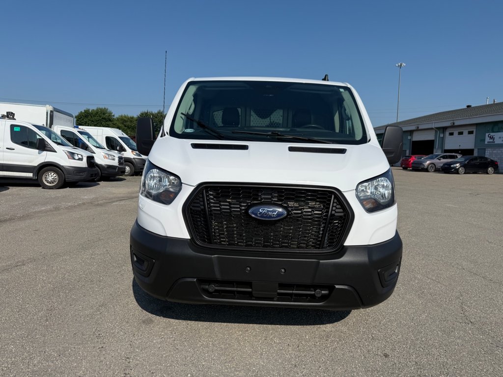 2021 Ford Transit Cargo Van T-150 Low Roof 130' AWD in Saint-Sulpice, Quebec - 9 - w1024h768px