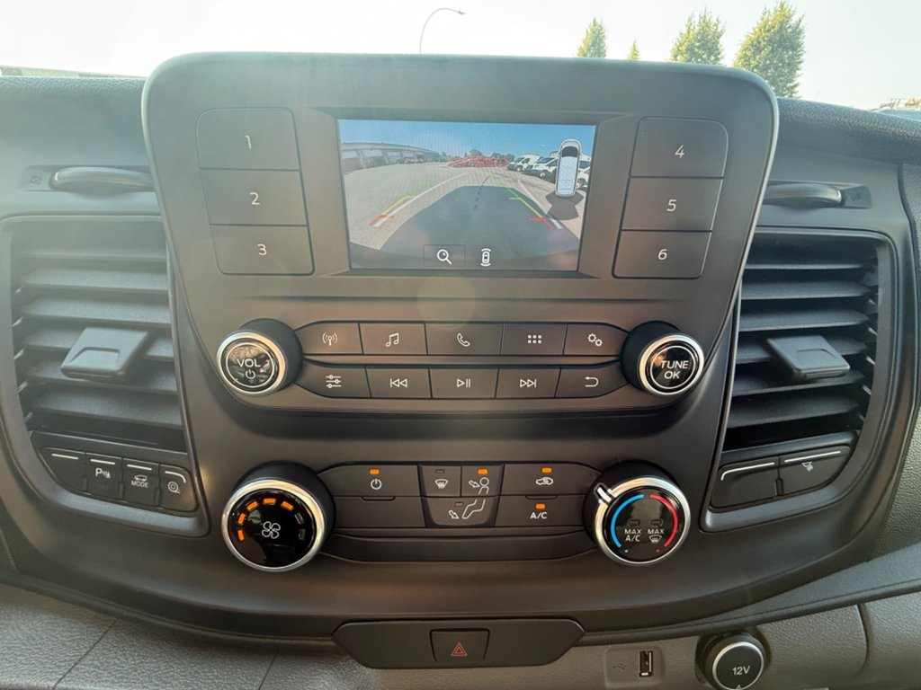 2021 Ford Transit Cargo Van T-150 Low Roof 130' AWD in Saint-Sulpice, Quebec - 19 - w1024h768px