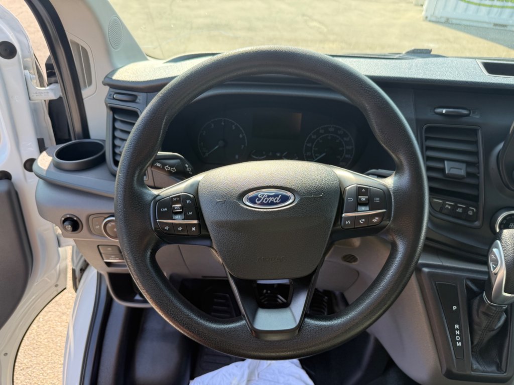 2021 Ford Transit Cargo Van T-150 Low Roof 130' AWD in Saint-Sulpice, Quebec - 18 - w1024h768px