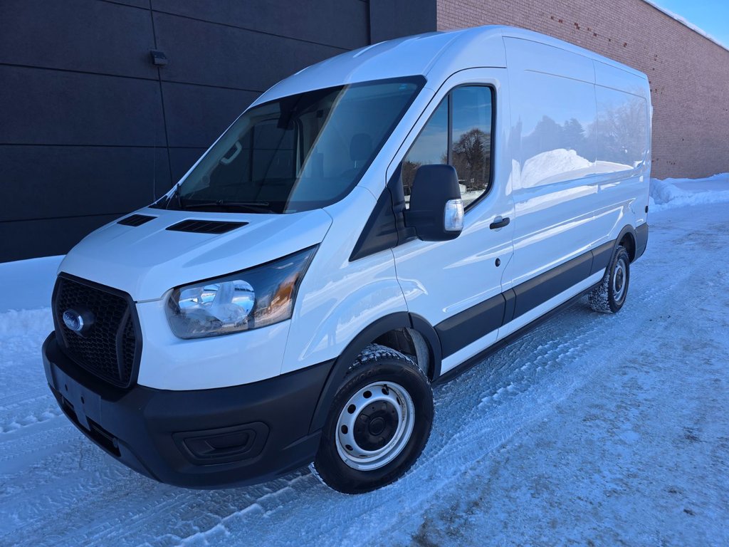 Ford Transit Cargo Van T-250 Medium Roof 148' 2021 à Repentigny, Québec - 4 - w1024h768px