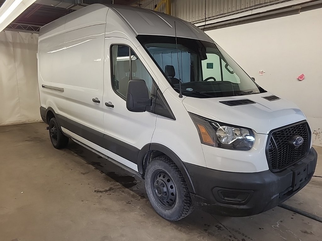 Ford Transit Cargo Van T-250 High Roof 148' AWD 2022 à Repentigny, Québec - 1 - w1024h768px