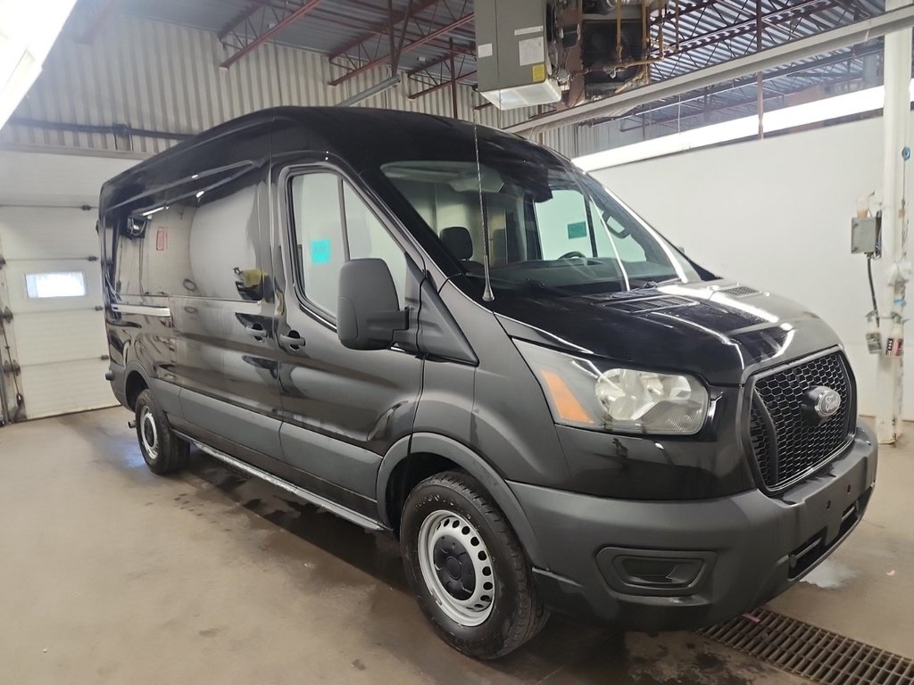 2022 Ford Transit Cargo Van T-250 Medium Roof 148' in Repentigny, Quebec - 1 - w1024h768px