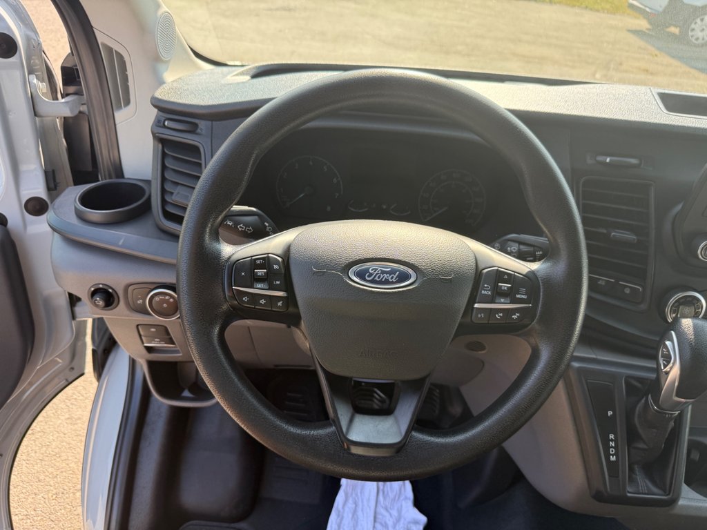 2023 Ford Transit Cargo Van T-250 High Roof EL 148' EXT AWD in Saint-Sulpice, Quebec - 17 - w1024h768px