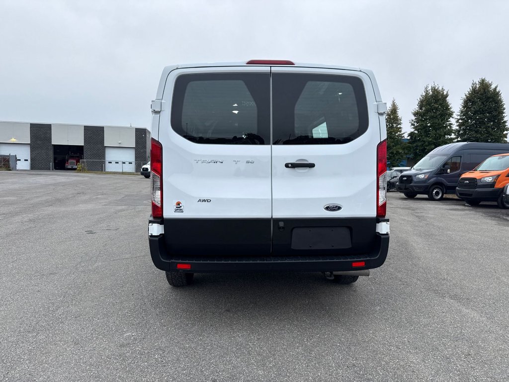 Ford Transit Cargo Van T-250 Low Roof 130' AWD 2023 à Repentigny, Québec - 5 - w1024h768px