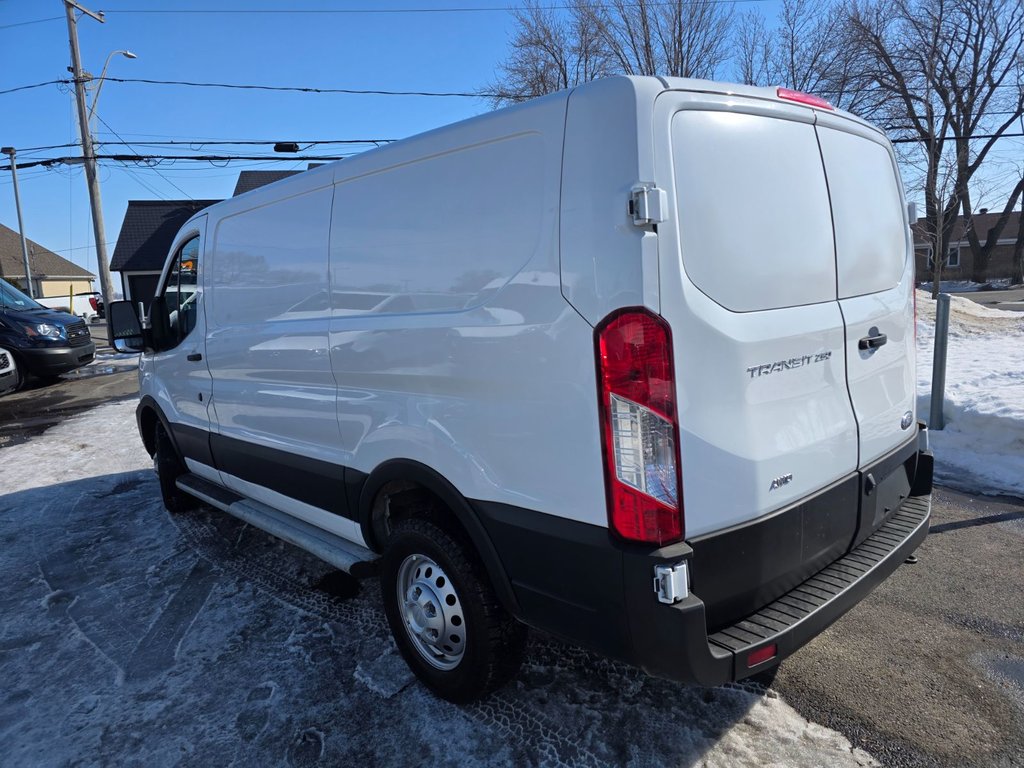 2023 Ford Transit Cargo Van T-250 Low Roof 130' AWD in Repentigny, Quebec - 7 - w1024h768px