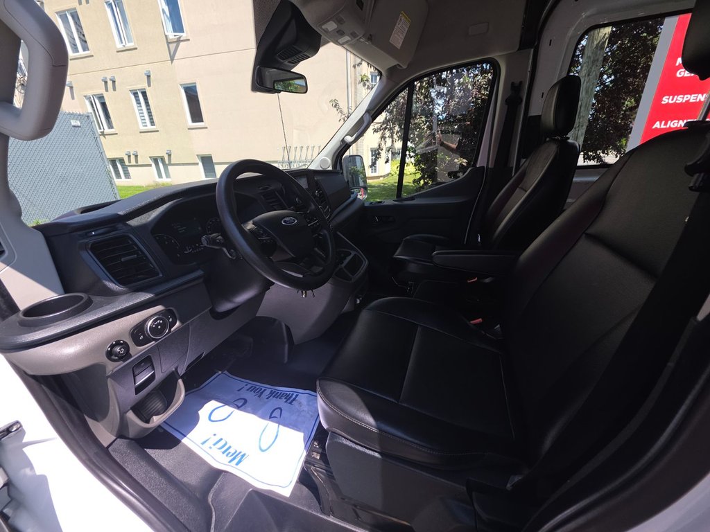 2023 Ford Transit Cargo Van T-250 Médium Roof 130' in Repentigny, Quebec - 7 - w1024h768px