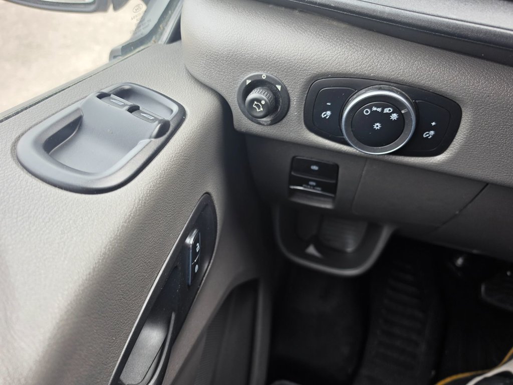 2024 Ford Transit Cargo Van T-250 High Roof 148' AWD in Repentigny, Quebec - 13 - w1024h768px