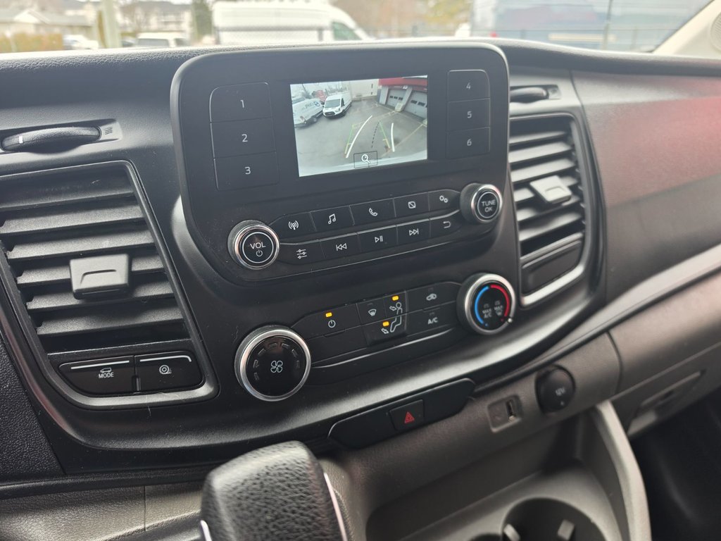 2024 Ford Transit Cargo Van T-250 High Roof 148' AWD in Repentigny, Quebec - 14 - w1024h768px