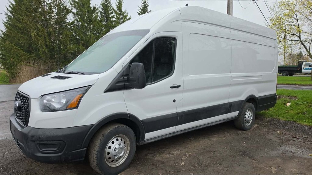 2024 Ford Transit Cargo Van T-250 High Roof 148' EXT AWD in Repentigny, Quebec - 1 - w1024h768px
