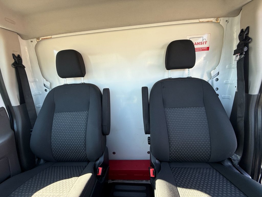 Ford TRANSIT CUTAWAY TRANSIT CUBE 14 PIEDS 12 PIEDS 2023 à Repentigny, Québec - 9 - w1024h768px
