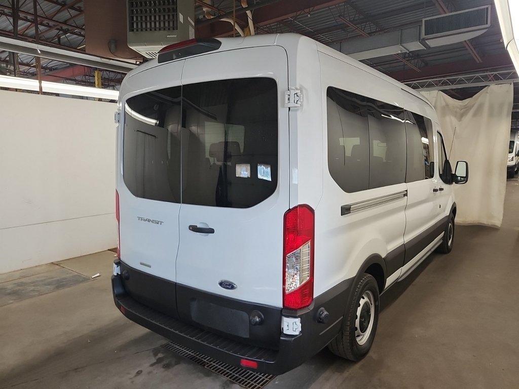 Ford Transit Passenger Wagon T-350 Medium Roof 148' 2019 à Repentigny, Québec - 3 - w1024h768px