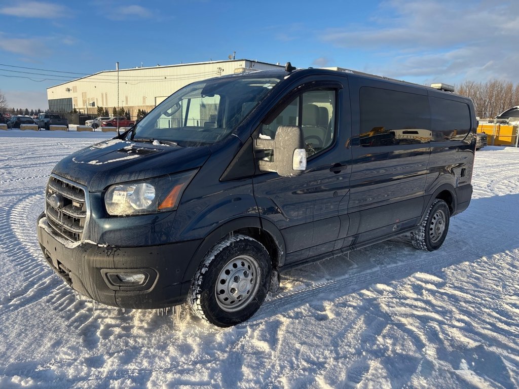 Ford Transit Cargo Van T-150 Low Roof 130' AWD 2020 à Repentigny, Québec - 1 - w1024h768px