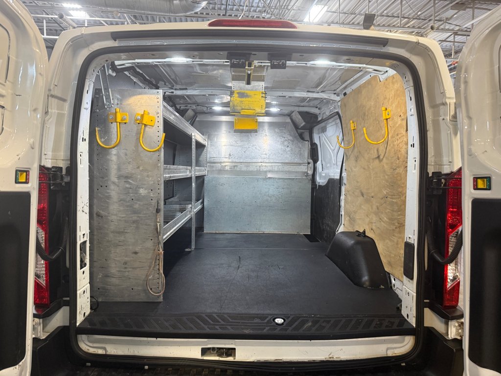 Ford Transit Van T-150 Low Roof 130' 2019 à Saint-Sulpice, Québec - 10 - w1024h768px