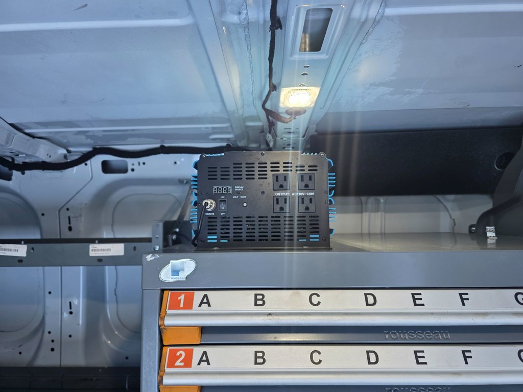 Ford Transit Cargo Van T-250 Low Roof 148' 2019 à Repentigny, Québec - 10 - w1024h768px