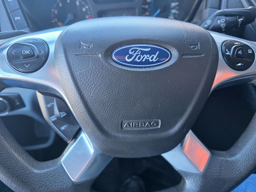 Ford Transit Cargo Van T-250 Low Roof 148' 2019 à Repentigny, Québec - 14 - w1024h768px