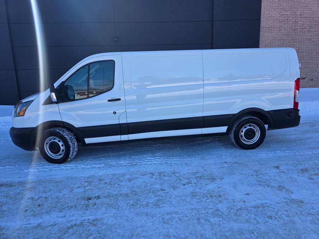 Ford Transit Cargo Van T-250 Low Roof 148' 2019 à Repentigny, Québec - 4 - w1024h768px
