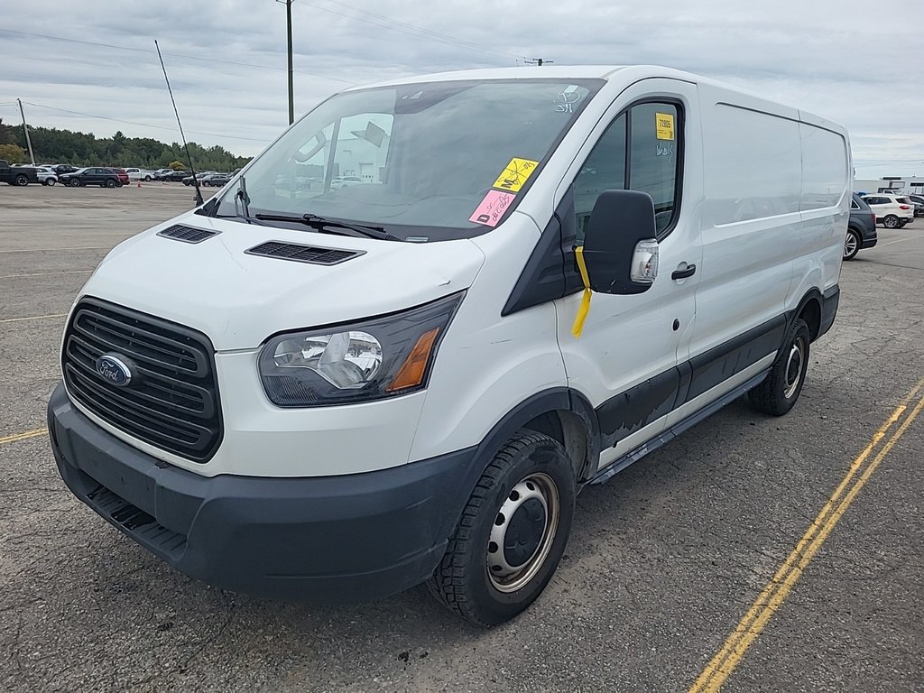 Ford Transit Van T-250 Low Roof 130' 2019 à Saint-Sulpice, Québec - 1 - w1024h768px