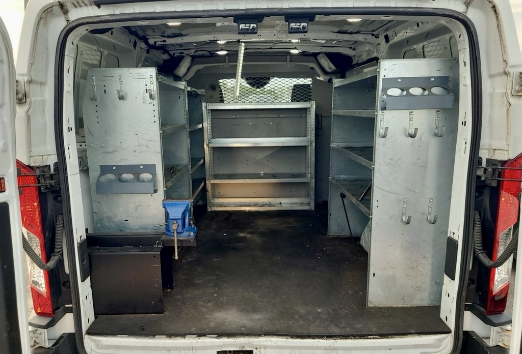 Ford Transit Van T-250 Low Roof 130' 2019 à Saint-Sulpice, Québec - 4 - w1024h768px