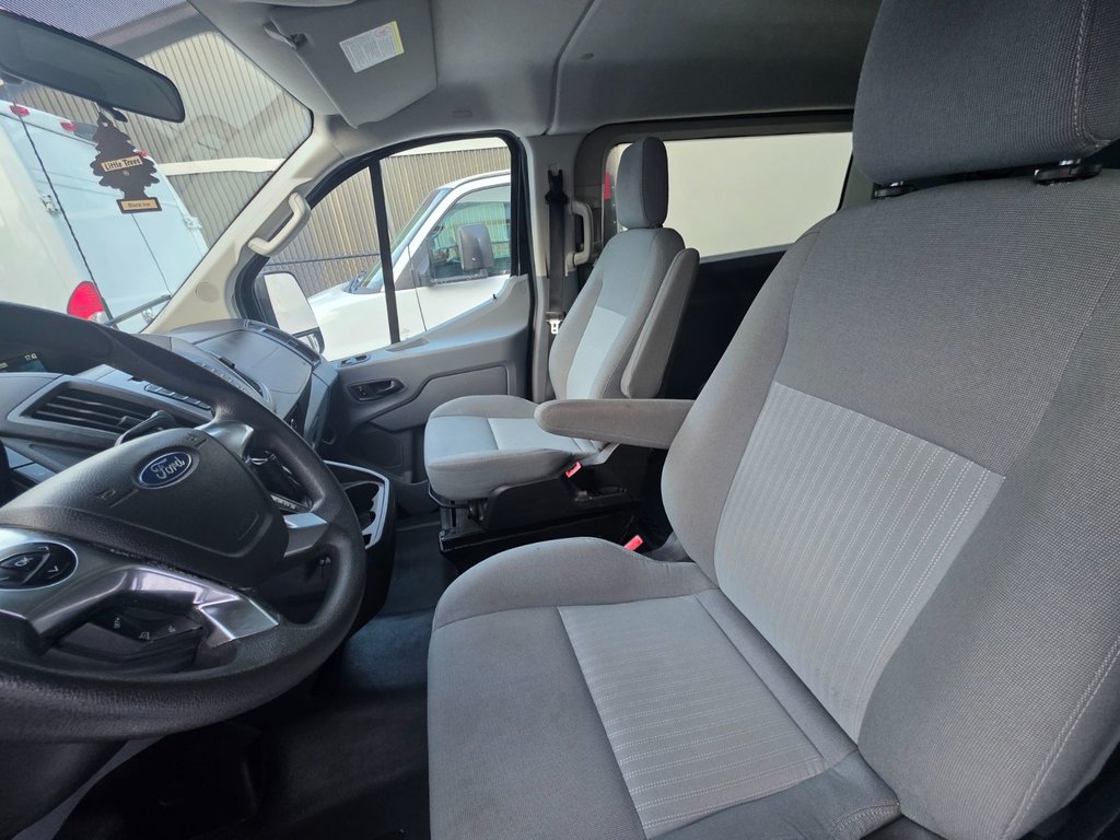 Ford TRANSIT PASSENGER WAGON XL Low Roof 130' 2015 à Repentigny, Québec - 13 - w1024h768px