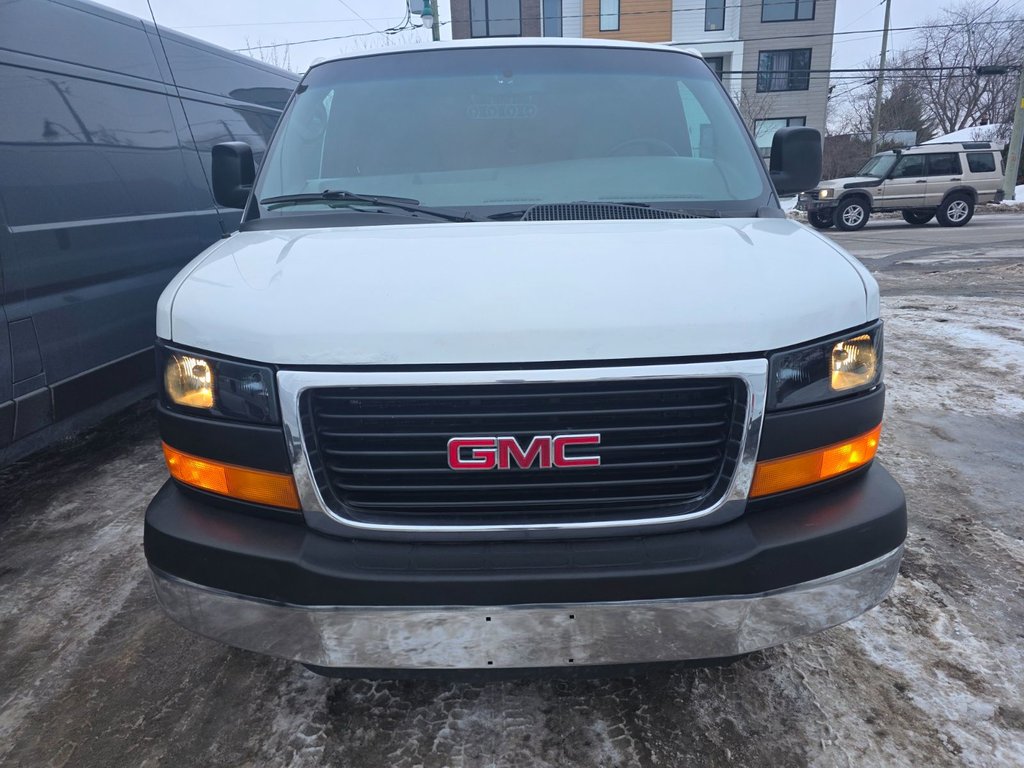 GMC Savana Cargo Van 2500 155' 2012 à Repentigny, Québec - 3 - w1024h768px