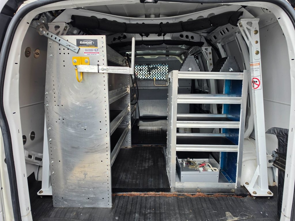 2017 GMC Savana Cargo Van 3500 155' in Repentigny, Quebec - 9 - w1024h768px