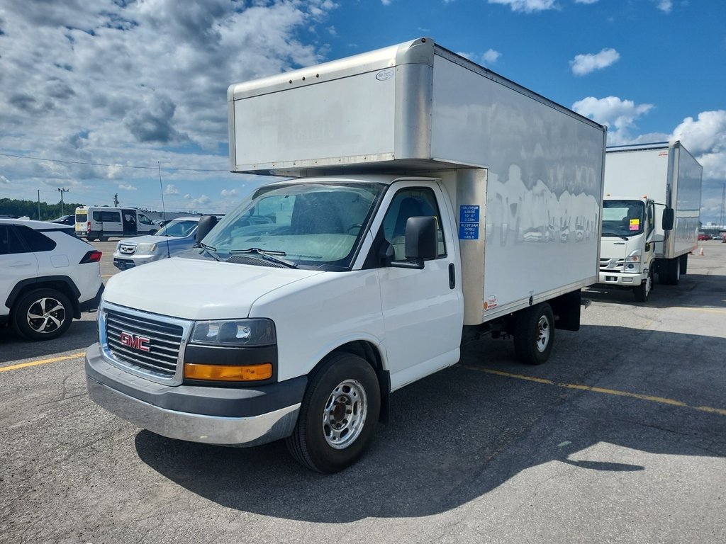 2017 GMC Savana Commercial Cutaway 3500 Cube 14' in Repentigny, Quebec - 1 - w1024h768px