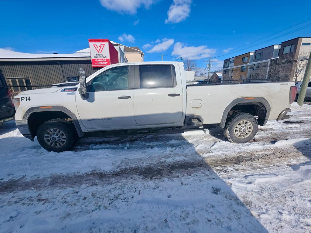 2022 GMC Sierra 2500HD Pro in Repentigny, Quebec - 4 - w1024h768px