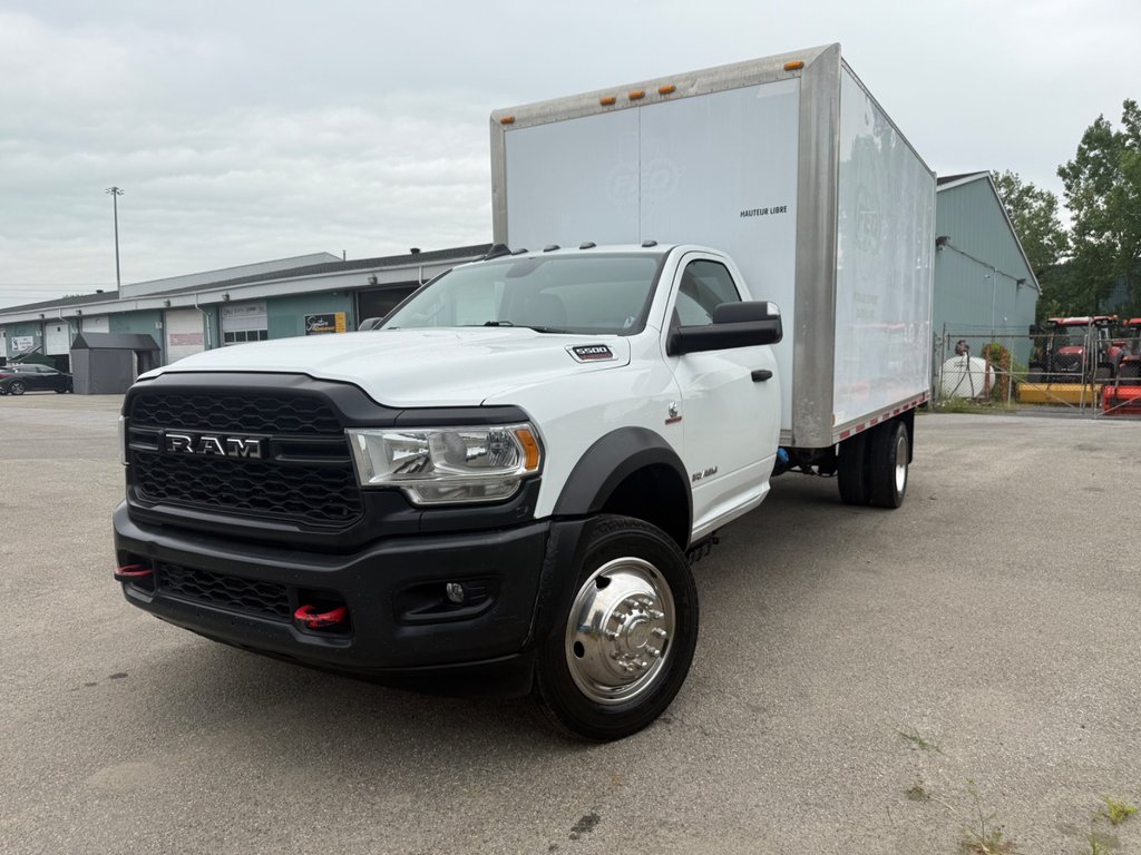 2019 Ram 5500 Chassis Tradesman in Saint-Sulpice, Quebec - 1 - w1024h768px