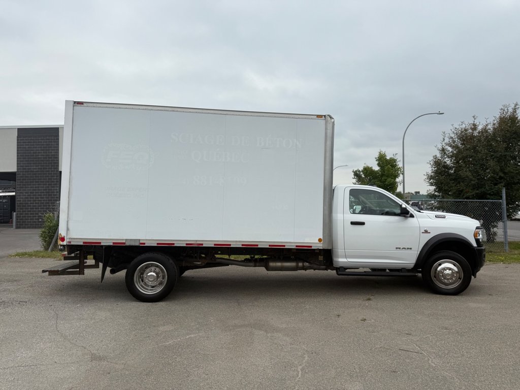 2019 Ram 5500 Chassis Tradesman in Saint-Sulpice, Quebec - 7 - w1024h768px