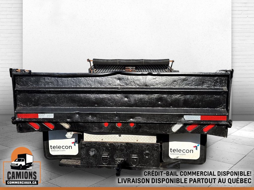 2017 Ram 5500 ST in Repentigny, Quebec - 2 - w1024h768px