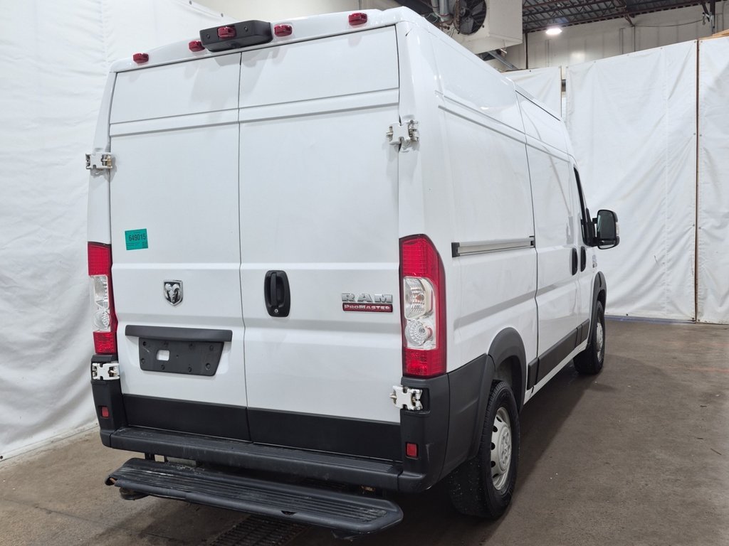 2019 Ram ProMaster Cargo Van 2500 High Roof 136' in Repentigny, Quebec - 3 - w1024h768px