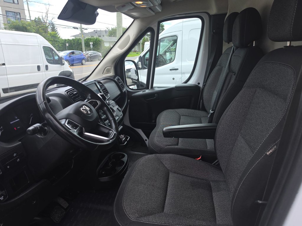 2023 Ram ProMaster Cargo Van 2500 High Roof 159' in Repentigny, Quebec - 14 - w1024h768px