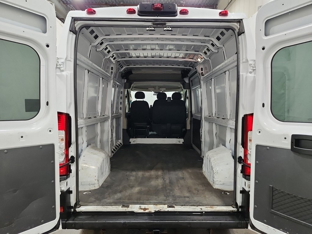 2019 Ram ProMaster Cargo Van 2500 High Roof 159' in Repentigny, Quebec - 4 - w1024h768px
