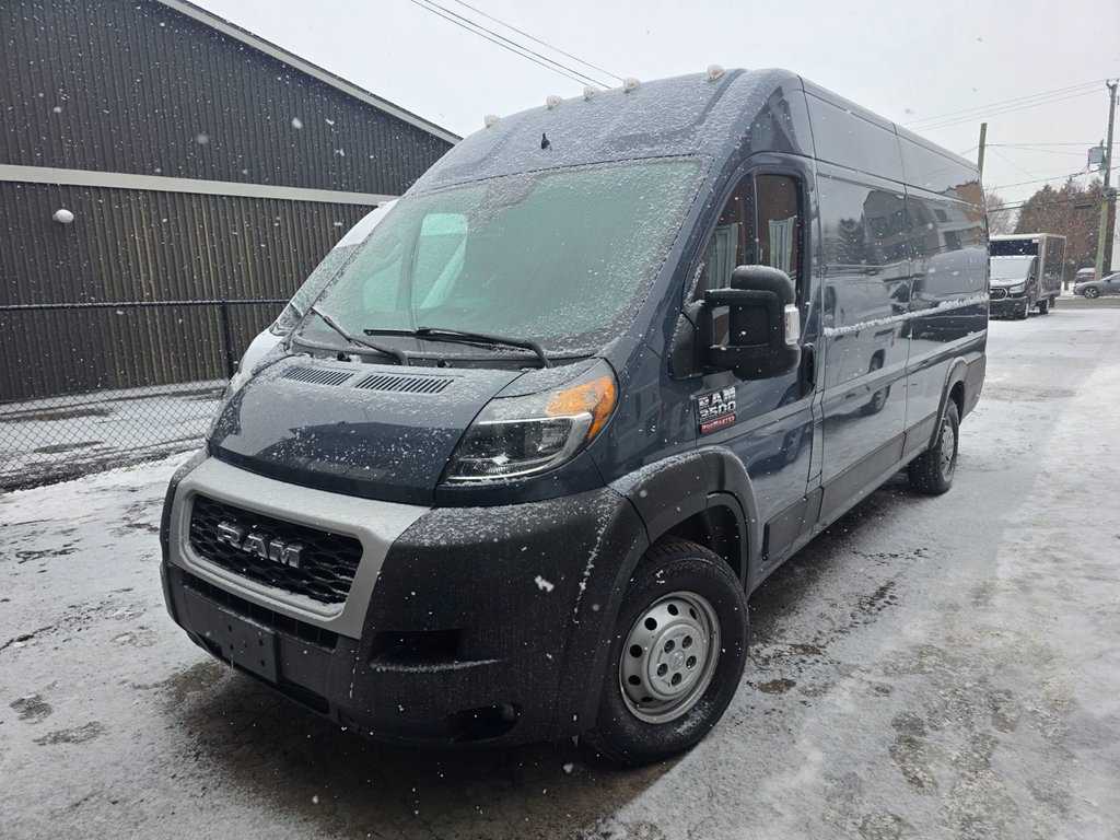 2021 Ram ProMaster Cargo Van 3500 High Roof 159' EXT in Repentigny, Quebec - 1 - w1024h768px