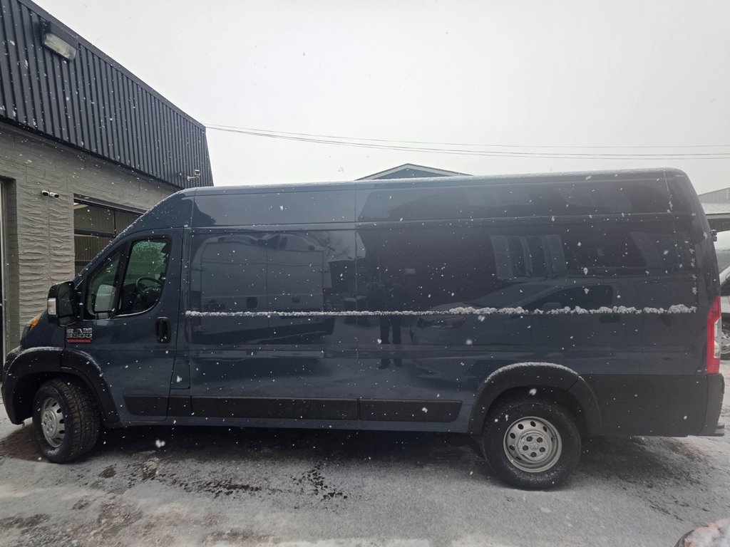 2021 Ram ProMaster Cargo Van 3500 High Roof 159' EXT in Repentigny, Quebec - 3 - w1024h768px