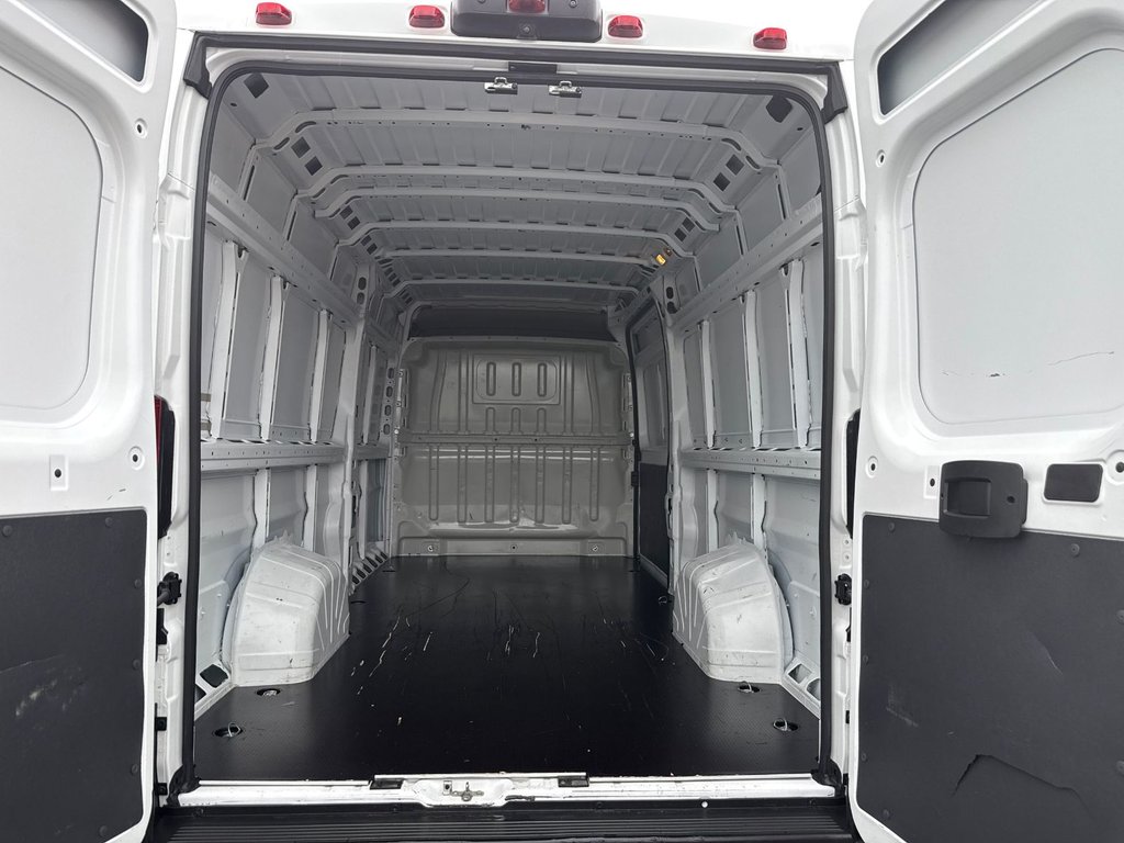 Ram ProMaster Cargo Van 3500 High Roof 159' EXT 2022 à Repentigny, Québec - 8 - w1024h768px